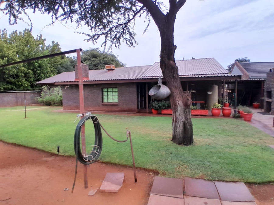 4 Bedroom Property for Sale in Kathu Northern Cape